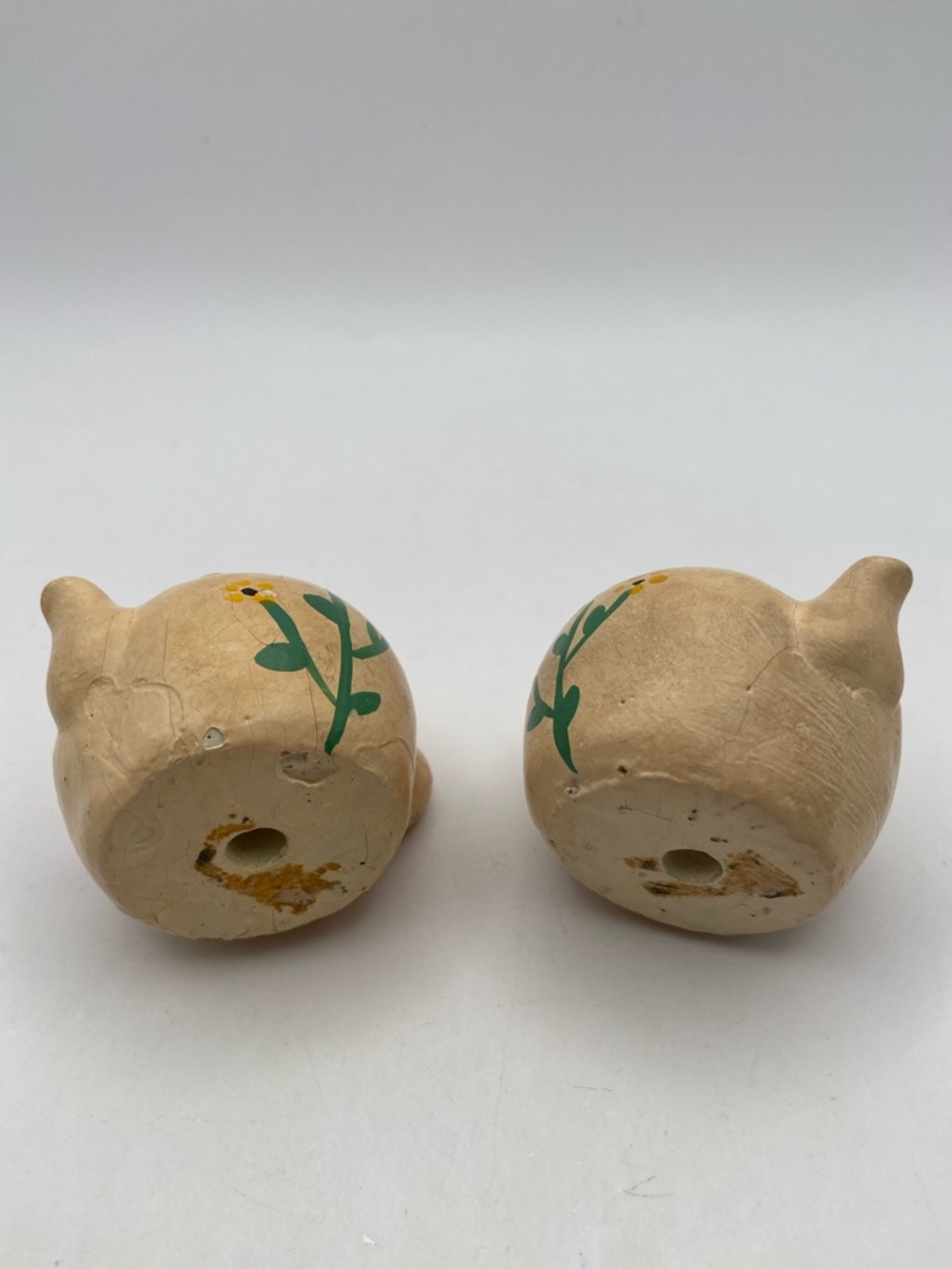 Vintage Handmade Hand Painted Yellow Green Teapot Salt & Pepper Shakers - Picture 6 of 9